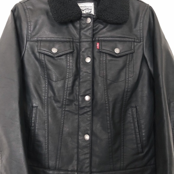 New LEVI’S Faux Leather & Shearling Trucker Jacket - Picture 6 of 8